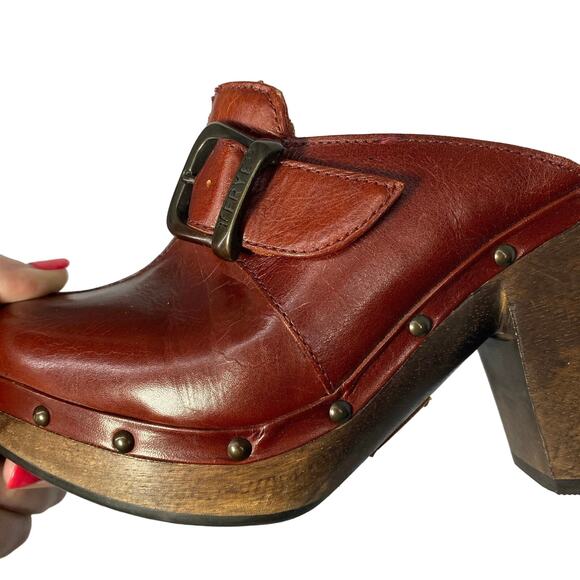 Frye Ella Clogs Stud Burgundy Leather Shearling Wood High Heels Womens 7 - Picture 8 of 8